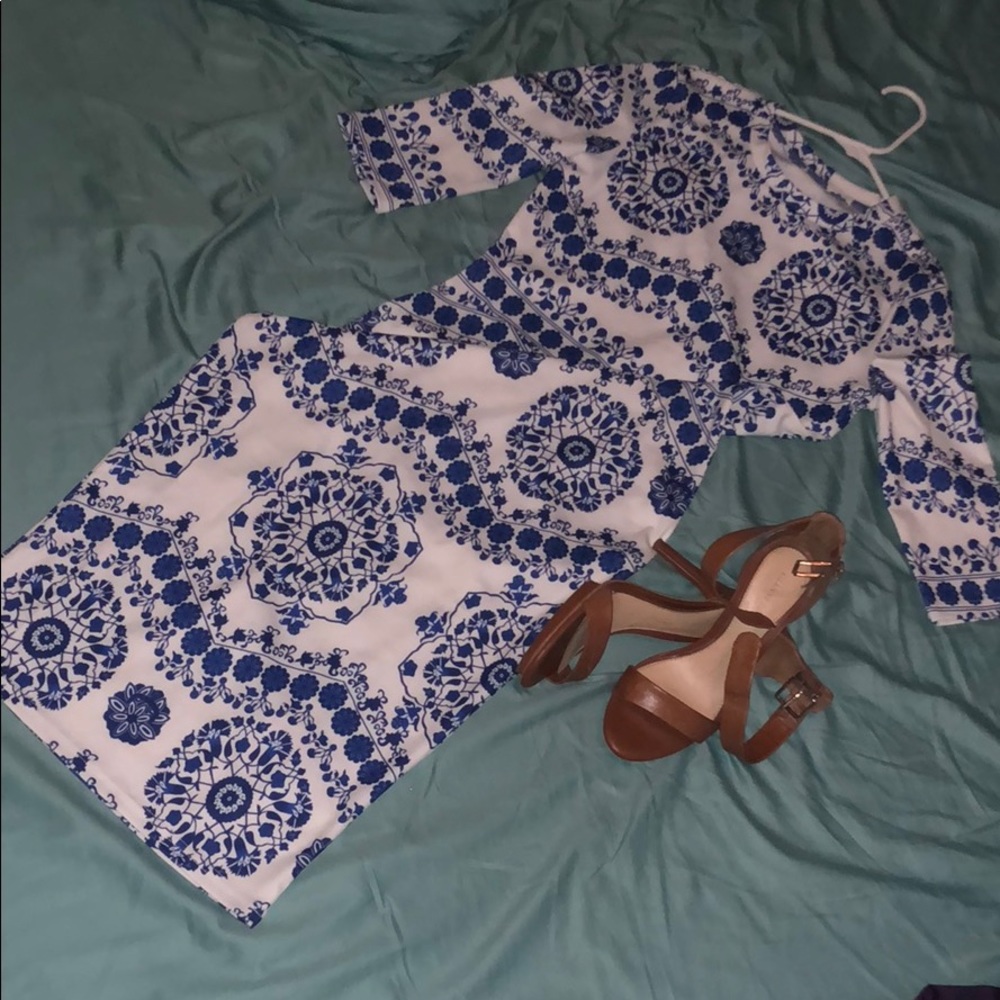 Porcelain print pencil dress
